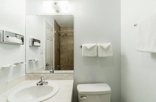 Boise City Hotel | Quiet Stay Perfect for Nature Lovers & Adventure Seekers
