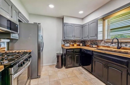 Tulsa County House | RANCH 3BRHOUSE & BARN. HORSE&PET FRIENDLY. GATED. SLEEPS 7. GLENPOOL CITY LIMITS