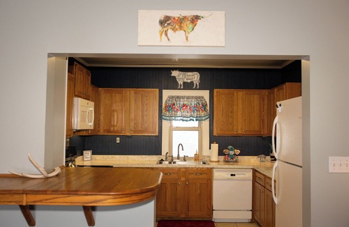 Colby House | Ranch House- peaceful prairie escape