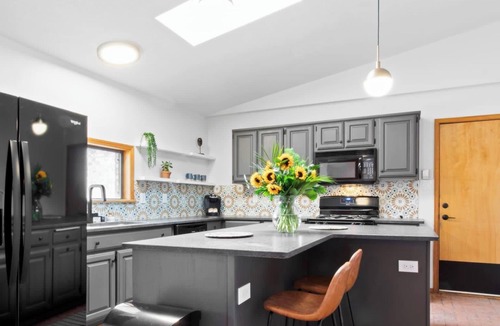 Alamedan Valley House | Rancho de Valle del Norte - An Irvie Home