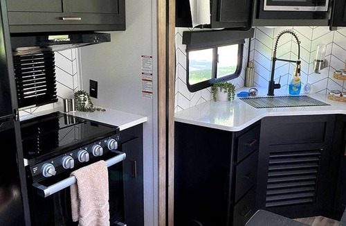 Bull Creek RV Rental | Recreational vehicle (RV) ∙ 1 bedroom ∙ 3 guests