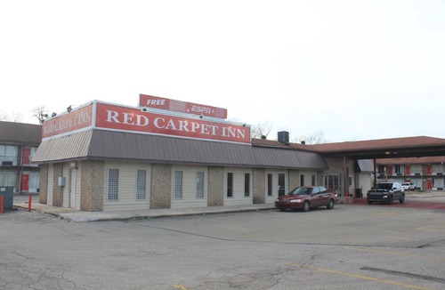 Jeffersontown Hotel | Red Carpet Inn - Louisville
