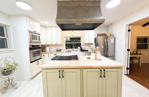 New Tazewell House | Relax at our Peaceful Farmhouse Retreat Near Norris Lake, LMU & Cumberland Gap