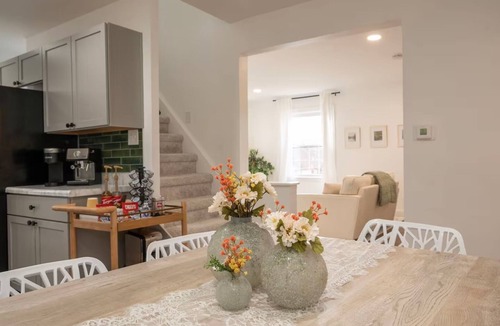 Golf Manor House | Relaxing 4-bedroom house in welcoming Cincinnati. Firepit, Grill, Cornhole