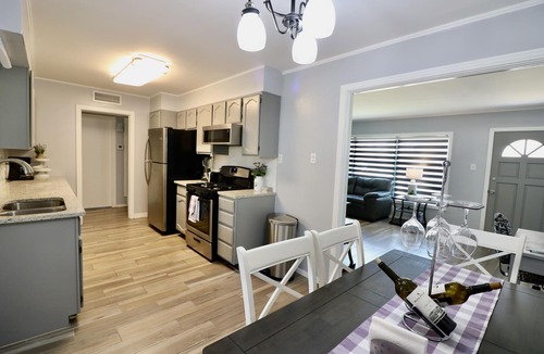 Biggs Field House | Relaxing Cleaning Accommodations