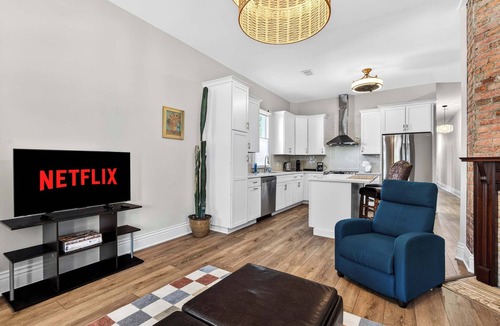 Shelby Park Apartment | Relaxing Old Louisville home near Bourbon District