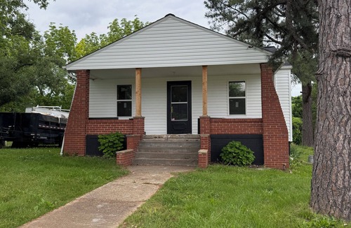 Festus House | Renovated 3BR/2BA Near Hospital & Highway