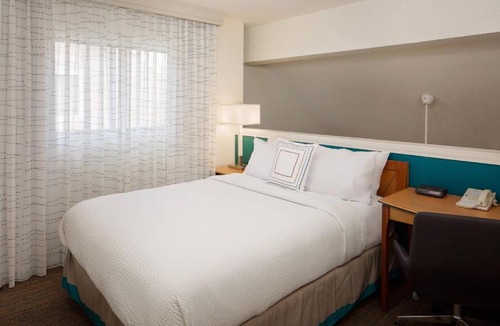 Lyndon Hotel | Residence Inn by Marriott Louisville East