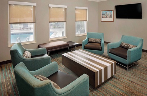 Lyndon Hotel | Residence Inn by Marriott Louisville East