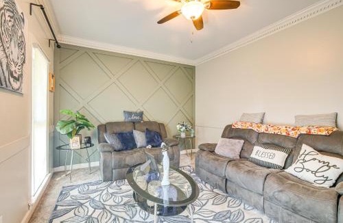 Cordova House | Residential Cul-De-Sac: Suburban Memphis Hideaway!