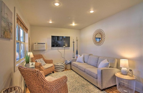 Lampe House | Resort Cabin with Nearby Pool and Lake Access!