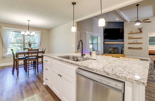 Bella Vista House | Rider’s Retreat! Modern Home By Bella Vista Trails
