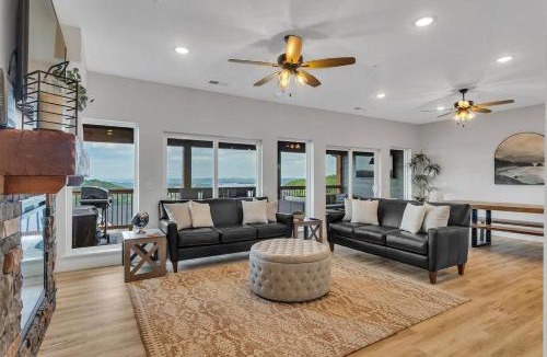 Branson House | Rock and Reel