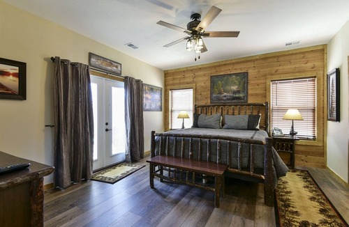 Branson Cedars Cabin | Rocky Top Lodge | 2 Bed, 2 Bath