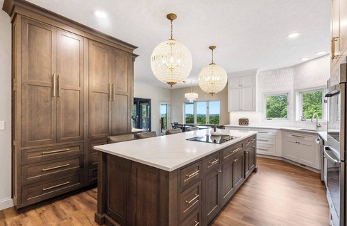 Branson West House | Rolling Hills Family Home