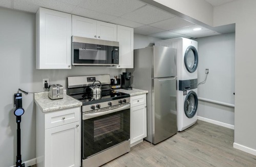 Morristown House | Rolling Hills Retreat, Cozy 2BR Near Lakes/Smokies