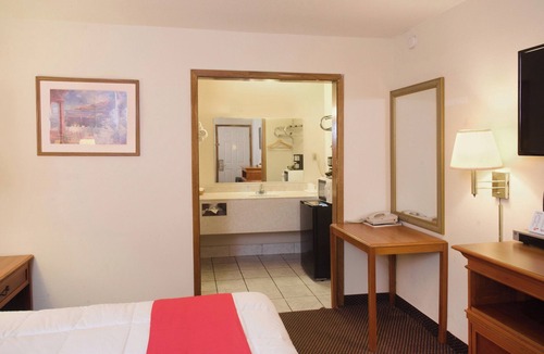 Guymon Hotel | Romantic 3-Room Stay – Explore Guymon’s Best Attractions!