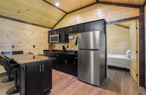 Somerset Cabin | Route 66 Retreat