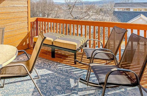 Table Rock Apartment | Royale Retreat