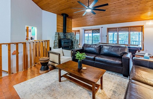 Cedar Crest House | Sandia Peak Suite | 3 Bed, 2 Bath