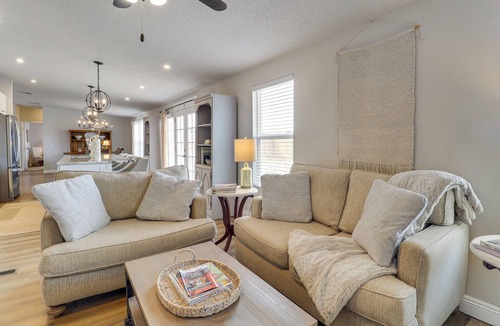 Rio Rancho Cottage | Scenic Sandia Mtn Views! Cozy Rio Rancho Retreat