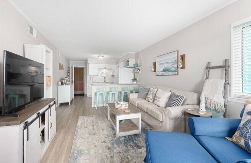 Morehead City Condo | Sea Spray: Remodeled Condo Pool Steps to Beach, Clean & Cozy Family Getaway