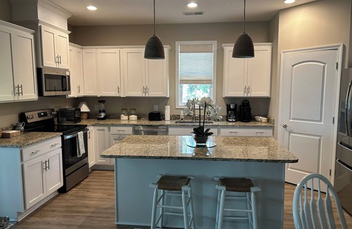 Morehead City House | Sea You Soon 4-bedroom townhome in Beaufort NC 5min walk to the Beaufort Hotel