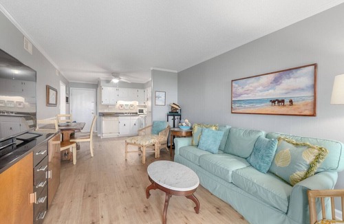 Morehead City Condo | Seabound - Oceanfront Condo + Steps to the Sand