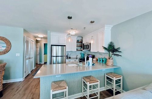 North Topsail Beach Condo | "Seas The Day" 2 bed/2 bath condo/Villa Capriani