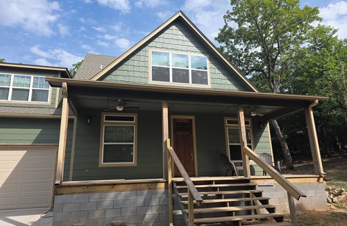 Eufaula House | Serene 4-bedroom bungalow with AC in charming Eufaula Patriot Point