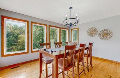 Caryville House | Serene Home Sleeps 14 Dock Waterslide Near Marina