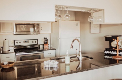 Table Rock Condo | Serene on 17 Pointe Royale Walk-In Condo, Water Views