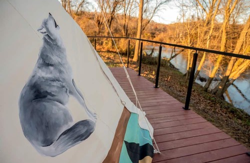 Farmers Cabin | Serene Teepee Escape with Soulful Ambiance in Salt Lick, Kentucky