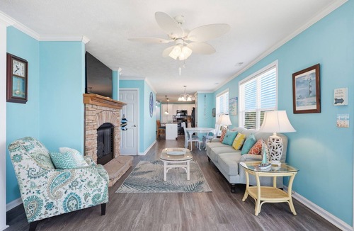 Harkers Island House | Shackleford View Beach (Pet Friendly/Private Beach)