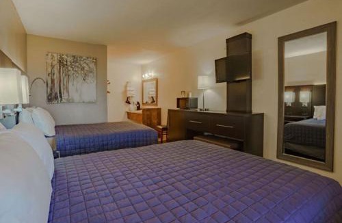 Branson West Hotel | Shady Acre Inn and Suites