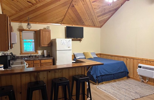 Golconda Cabin | Shawnee Pines #3 - Cozy Cabin