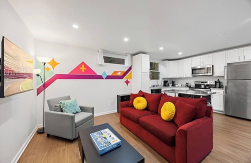 Phoenix Hill Condo | Six 1-BR Units | Group-Friendly Stay Near NuLu!