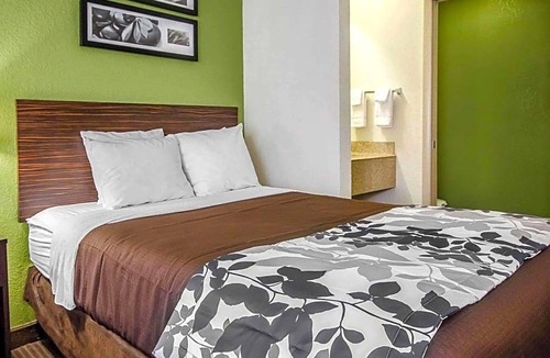 Prestonia Hotel | Sleep Inn Louisville Airport & Expo
