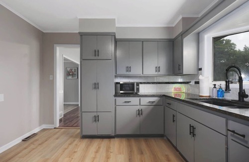 Shawnee House | Sleeps 10 Arcades KingBeds BBQ Grill