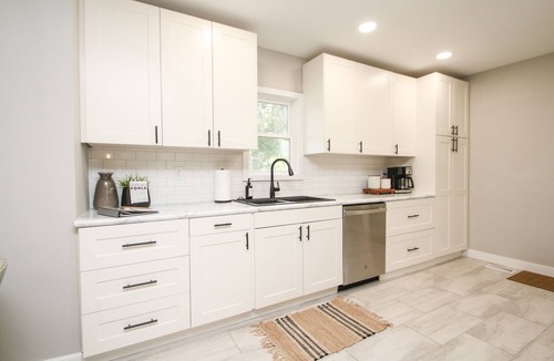 Burbank House | Small Town Charm Near Ponca State Park