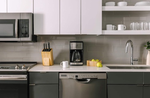 Hillsboro Village Apartment | Sonder at Village 21 | Spacious One-Bedroom Apartment w/Study