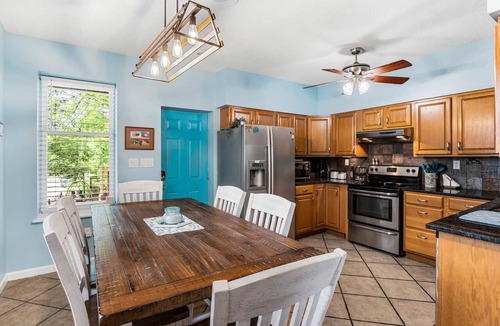Soulard House | Soulard Retreat: Fire Pit, 3 Kings, Near Brewery