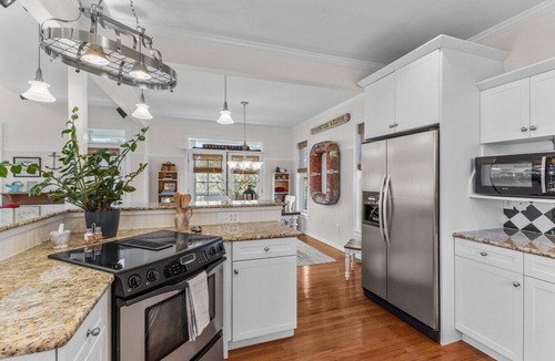 Harkers Island House | Sound Views + Sunsets + Cape Lookout Days