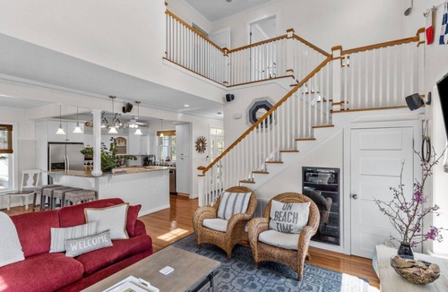 Harkers Island House | Sound Views + Sunsets + Cape Lookout Days