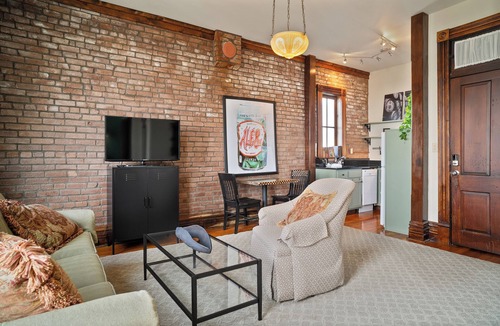 Lawrenceburg Apartment | Southern Charm and Comfort on the Bourbon Trail- Trail Suites Inn, Suite A