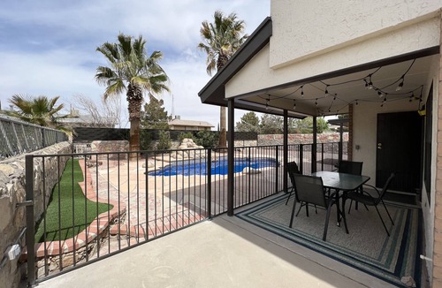 Biggs Field House | Southwest Retreat -Close to Shopping, Restaurants, I-10, POOL!