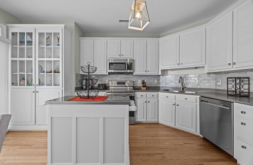 North Topsail Beach House | Spacious 4 Bedroom w/Ocean Views, Dock & Kayak Launch. 2 Min Walk 2 Beach