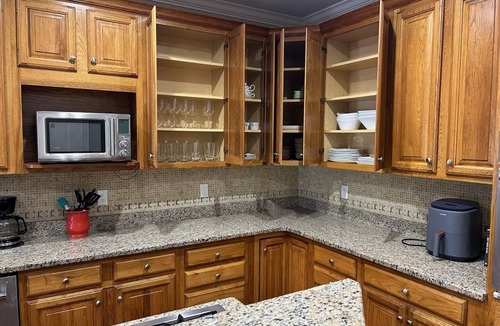 Lebanon House | Spacious 4-bedroom house in peaceful Lebanon with pool