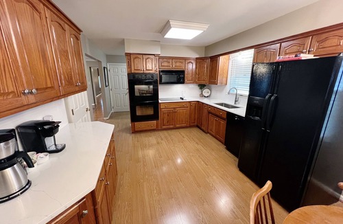 Shelbyville House | Spacious 4-bedroom house Shelbyville 1 mile from I-64