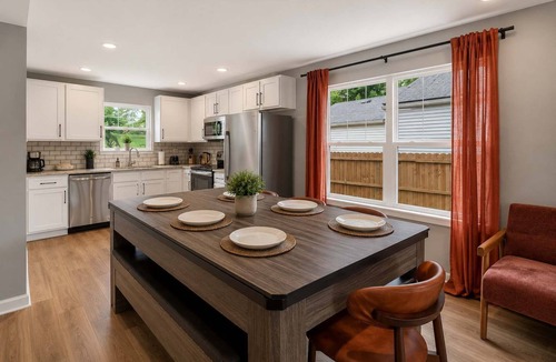 Jeffersonville House | Spacious 6-BR Bourbon Trail retreat | Sleeps 24!